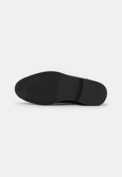 Pier One Slipper - Black 12 Pier One Slipper - Black -Herrenbekleidung Rabatte 13021a3895e6426e838f0f5c89149ce8