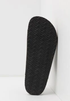 Pier One UNISEX - Hausschuh - Brown 12 Pier One UNISEX - Hausschuh - Brown -Herrenbekleidung Rabatte 23e143c048ee4fd8b5e22a3556ccfbfb