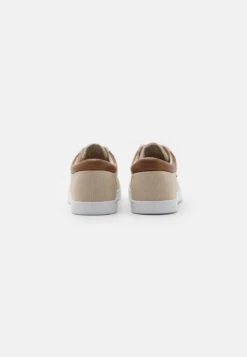 Pier One UNISEX - Sneaker Low - Beige 10 Pier One UNISEX - Sneaker Low - Beige -Herrenbekleidung Rabatte 25eb778e2a144dc3a08b80223db3495e