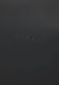 Pier One UNISEX - Weekender - Black -Herrenbekleidung Rabatte 39fdb5f7c20b4ea7b31fc65b27656f6d