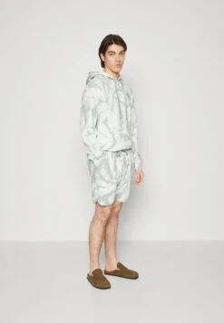 Pier One Shorts - Green 9 Pier One Shorts - Green -Herrenbekleidung Rabatte 3f0d62f47f584807ab3d5242e246879b