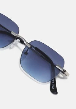 Pier One UNISEX - Sonnenbrille - Blue -Herrenbekleidung Rabatte 4ed58a2a9168436685ea7245d27f605d