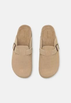 Pier One LEATHER UNISEX - Clogs - Beige 11 Pier One LEATHER UNISEX - Clogs - Beige -Herrenbekleidung Rabatte 60310edcb16944af817e40c7ae62c73a