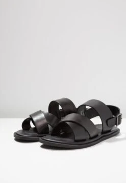Pier One Riemensandalette - Black 10 Pier One Riemensandalette - Black -Herrenbekleidung Rabatte 636ea7102eae4319abfae8bd7f39ebf0