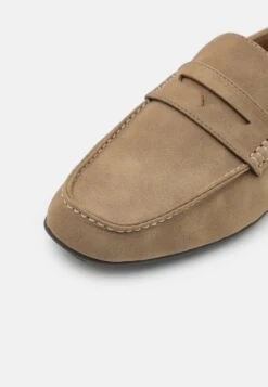 Pier One UNISEX - Mokassin - Beige -Herrenbekleidung Rabatte 63ecea7199cf49cbbdcbef186378d3a2