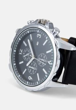 Pier One Uhr - Black/silver-coloured -Herrenbekleidung Rabatte 644c3a153d4d4e5a83a63da34d11f675
