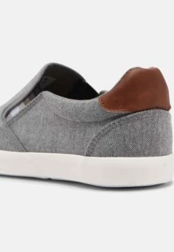 Pier One UNISEX - Slipper - Dark Grey -Herrenbekleidung Rabatte 6ea70633070948dcbf9420ae8ee23503