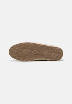 Pier One UNISEX - Espadrille - Dark Grey 12 Pier One UNISEX - Espadrille - Dark Grey -Herrenbekleidung Rabatte 71863cc99e4e45aaa2e0b88af2a0a347