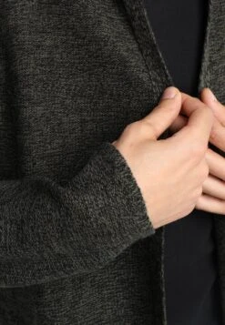 Pier One Strickjacke - Black/olive 12 Pier One Strickjacke - Black/olive -Herrenbekleidung Rabatte 77cc56baa8d64ff08fd27eaa2cfca327