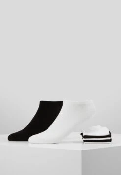Pier One 7 PACK - Socken - White/black 11 Pier One 7 PACK - Socken - White/black -Herrenbekleidung Rabatte 7b35e8e4314f48dd8e64f79f3657878f 1