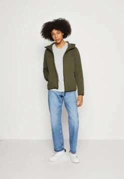 Herrenbekleidung Rabatte -Herrenbekleidung Rabatte 7d74cceba0d54cc3863ad9ed41385b52