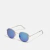 Pier One UNISEX - Sonnenbrille - Gold-coloured/blue 1 Pier One UNISEX - Sonnenbrille - Gold-coloured/blue -Herrenbekleidung Rabatte 86da2e15ef8c413eada469d3cb0f90a2