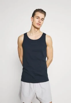 Pier One 3 PACK - Unterhemd/-shirt - Dark Blue/bordeaux/off-white 10 Pier One 3 PACK - Unterhemd/-shirt - Dark Blue/bordeaux/off-white -Herrenbekleidung Rabatte 8d191badfd5740d09b9c0a104aabe78c