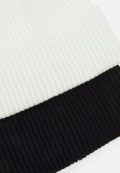 Pier One UNISEX 2 PACK - Mütze - Black/white -Herrenbekleidung Rabatte 93f660b00d0d40d788daffcd029cdafb