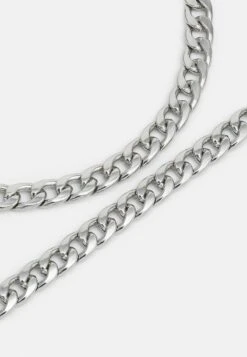 Pier One SET - Halskette - Silver-coloured -Herrenbekleidung Rabatte a486b5615cc14e0c8e89b68bd541bea8