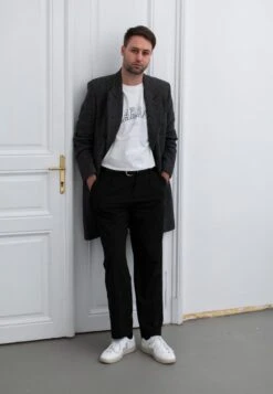 Pier One Klassischer Mantel - Grey 12 Pier One Klassischer Mantel - Grey -Herrenbekleidung Rabatte a48f144a02ed4c02a048d9175ad6cb84