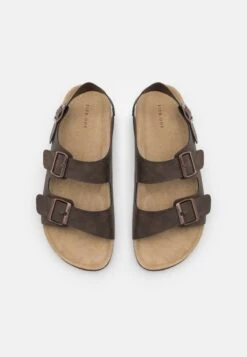 Pier One UNISEX - Riemensandalette - Dark Brown 11 Pier One UNISEX - Riemensandalette - Dark Brown -Herrenbekleidung Rabatte a689817c07e34f47aa63a98de89f094a