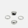 Pier One 4 PACK - Ring - Silver-coloured 2 Pier One 4 PACK - Ring - Silver-coloured -Herrenbekleidung Rabatte aeadc63877f447f29230d35189ec1dd8