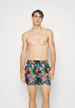 Pier One BEACH SHORTS - Badeshorts - Multi-coloured 12 Pier One BEACH SHORTS - Badeshorts - Multi-coloured -Herrenbekleidung Rabatte b272e316a2524c52ab8ee9a2b64ed15a 1