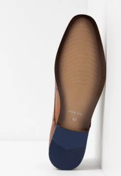 Pier One LEATHER - Business-Schnürer - Cognac -Herrenbekleidung Rabatte bd7073ea68f641d3aea91bfbbc2dbafd