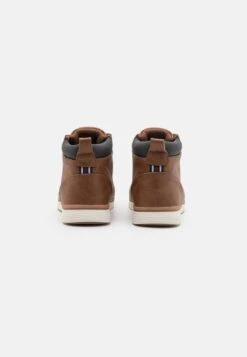 Pier One Sneaker High - Brown -Herrenbekleidung Rabatte c77775c15456475da8762edfbe1e535c