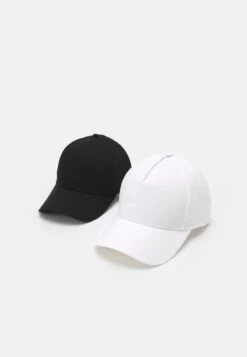 Pier One UNISEX 2 PACK - Cap - Black/white 12 Pier One UNISEX 2 PACK - Cap - Black/white -Herrenbekleidung Rabatte c81afa5f2a2041ba9384bf535a217551 1