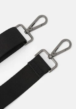 Pier One Aktentasche - 802 - Black 11 Pier One Aktentasche - 802 - Black -Herrenbekleidung Rabatte ca2bce1b647d4077a05a94838999958f