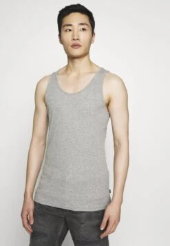 Pier One 3 PACK - Top - White/black 12 Pier One 3 PACK - Top - White/black -Herrenbekleidung Rabatte cb42a30f18f44c48bd0180b5f61df606