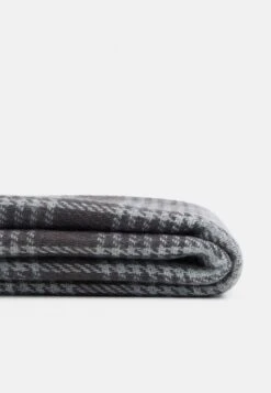 Pier One Schal - 102 - Grey_001 - White -Herrenbekleidung Rabatte cf278b74e9f044c0843555c2efe5fa11