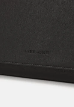 Pier One Umhängetasche - Black -Herrenbekleidung Rabatte de47914765c748388e7d2adfd44cd119