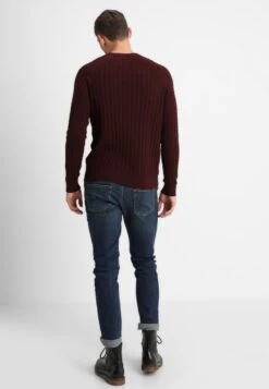 Pier One Strickpullover - Mottled Bordeaux -Herrenbekleidung Rabatte fc1817f3db34423ca2bcccf59d46c923