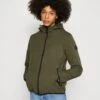 Pier One Regenjacke / Wasserabweisende Jacke - Olive 1 Pier One Regenjacke / Wasserabweisende Jacke - Olive -Herrenbekleidung Rabatte fe480f914e9c4189ab8273cc70688356